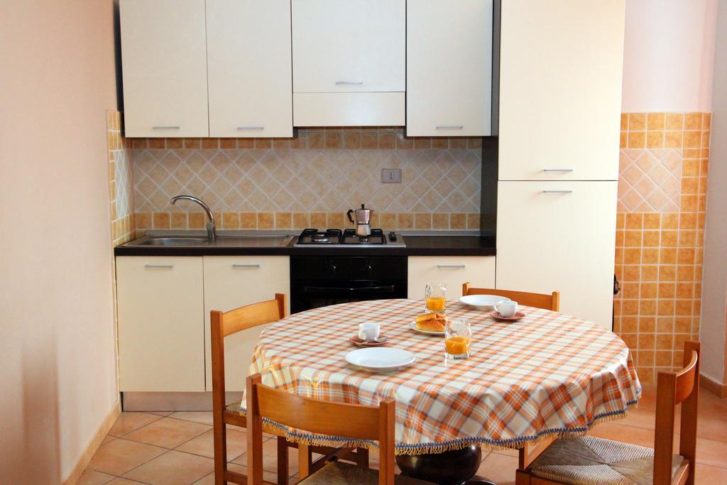 La Contessa Aparthotel Santa Teresa Gallura Room photo